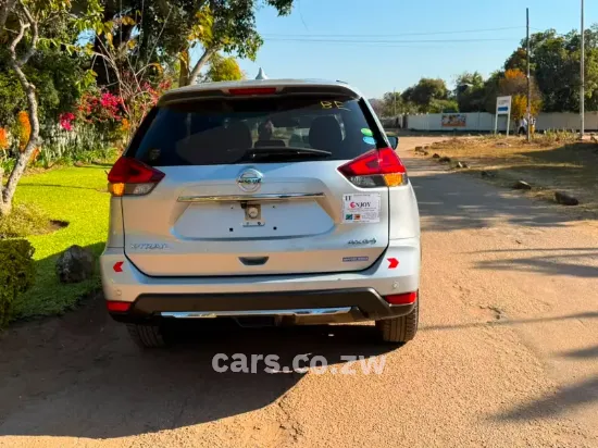 Picture of Nissan X-Trail 2018