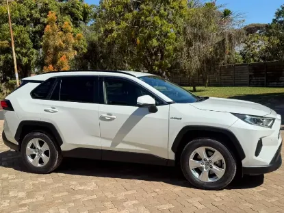 Picture of Toyota Rav4 2021