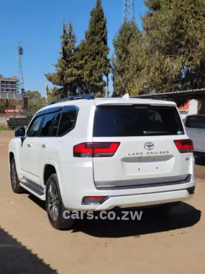Picture of Toyota Land Cruiser Zx 2026