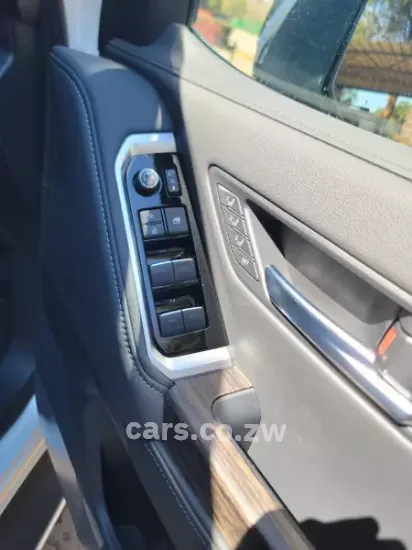 Picture of Toyota Land Cruiser Zx 2026