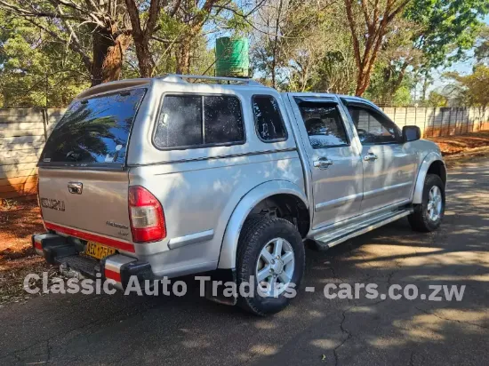 Picture of Isuzu KB300 2005