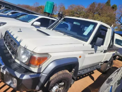 Picture of Toyota Land Cruiser 2016
