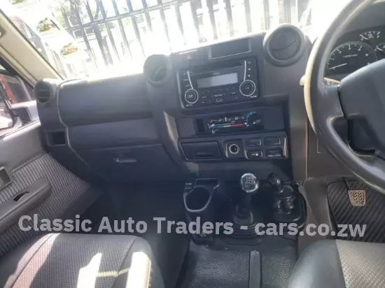 Picture of Toyota Land Cruiser 2016
