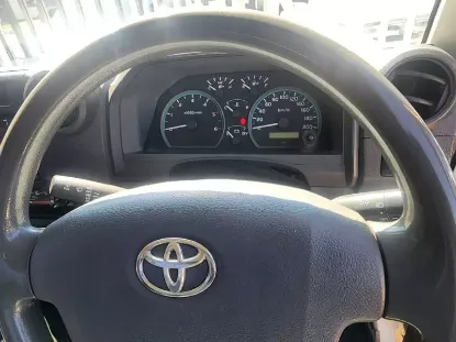 Picture of Toyota Land Cruiser 2016
