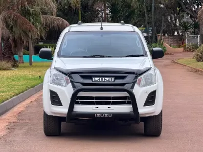 Picture of Isuzu KB250 2018