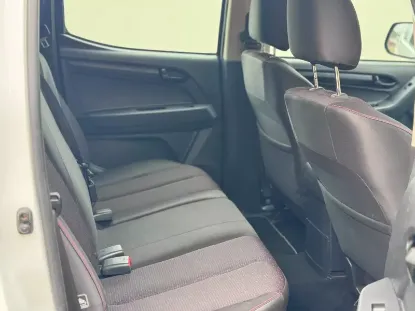 Picture of Isuzu KB250 2018