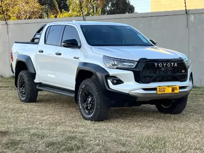 Picture of Toyota Hilux 2024