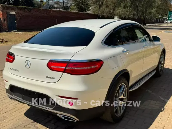 Picture of Mercedes Benz GLC 2018