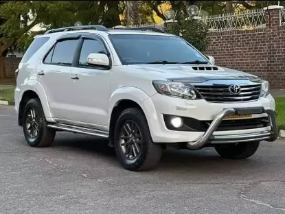 Picture of OFFROAD- Double Cabs & Off-road SUVs (Toyota Fortuner D4D / Hilux D4D) From