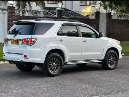 Picture of OFFROAD- Double Cabs & Off-road SUVs (Toyota Fortuner D4D / Hilux D4D) From