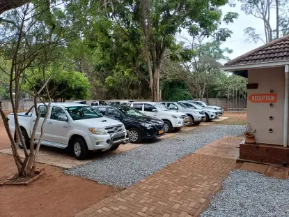Picture of OFFROAD- Double Cabs & Off-road SUVs (Toyota Fortuner D4D / Hilux D4D) From