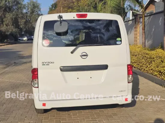 Picture of Nissan NV200 2017