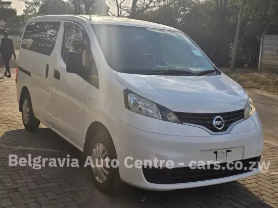Picture of Nissan NV200 2017