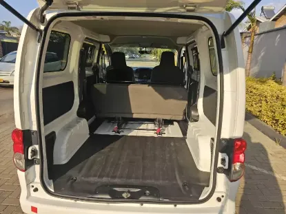 Picture of Nissan NV200 2017
