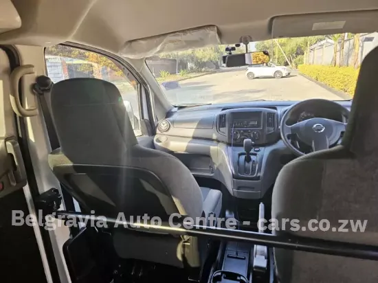Picture of Nissan NV200 2017