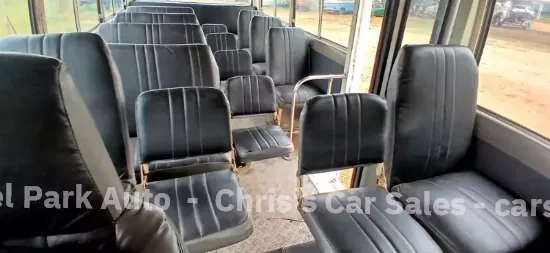 Picture of Nissan Civillian 1989