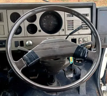 Picture of Nissan Civillian 1989