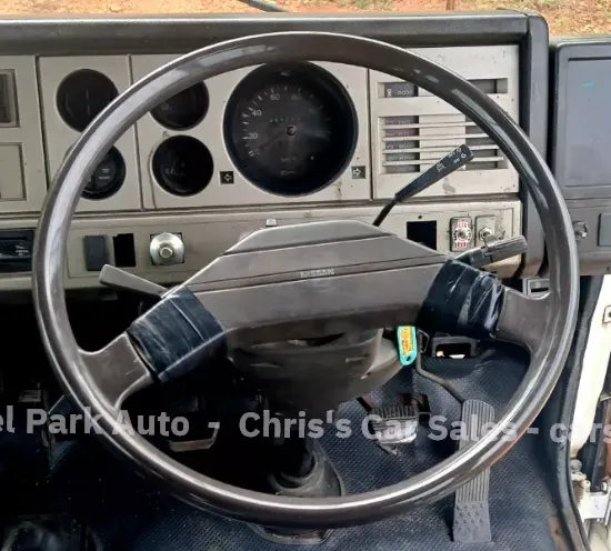 Picture of Nissan Civillian 1989