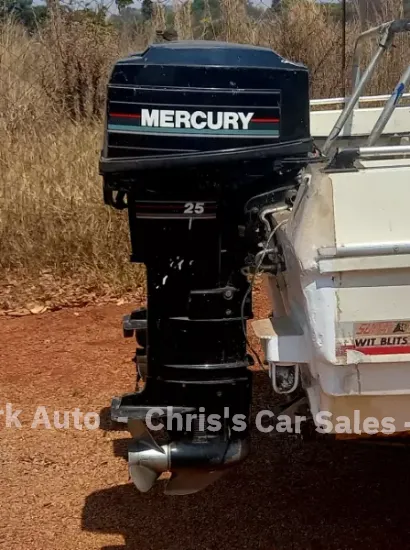 Picture of SuperCat Wit BHTS 430 Hull Mercury 25 Motors 1990