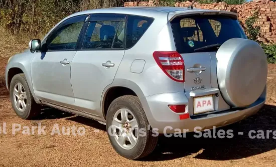 Picture of Toyota Rav4 2010
