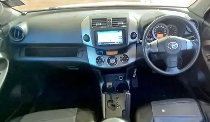 Picture of Toyota Rav4 2010