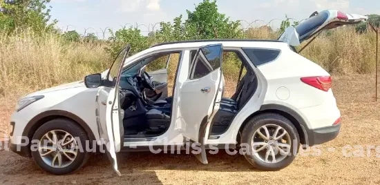 Picture of Hyundai Santa Fe 2017
