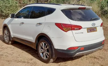 Picture of Hyundai Santa Fe 2017