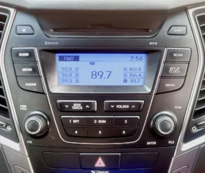 Picture of Hyundai Santa Fe 2017