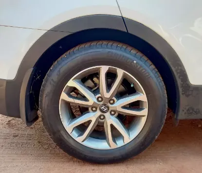 Picture of Hyundai Santa Fe 2017