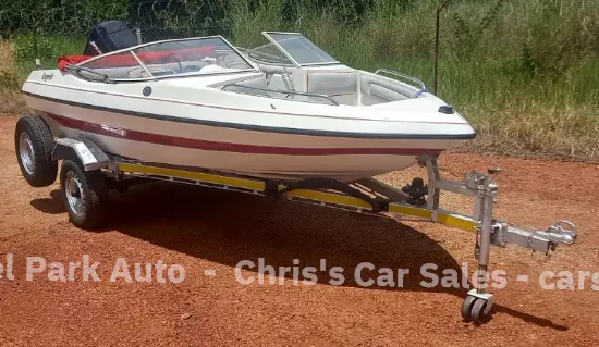 Picture of Raven Marine Esprit 18 Foot Hull with Mercury 125 Motor 1986