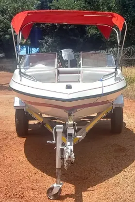 Picture of Raven Marine Esprit 18 Foot Hull with Mercury 125 Motor 1986