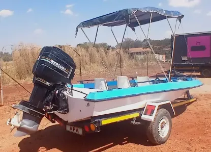 Picture of Piranha Hull WIth Mercury 90 Motor 1977