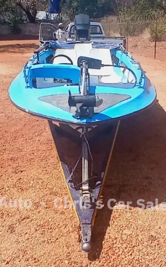 Picture of Piranha Hull WIth Mercury 90 Motor 1977