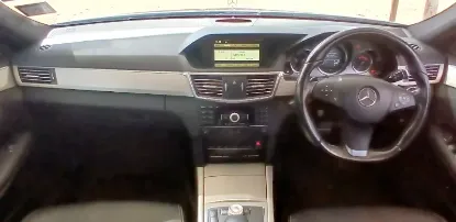 Picture of Mercedes Benz E-Class 2010