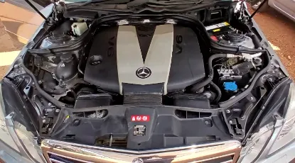 Picture of Mercedes Benz E-Class 2010
