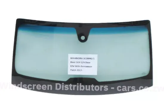 Picture of Windscreen Mahindra Scorpio 2017