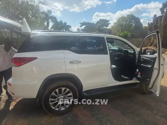 Picture of 2022 Toyota Fortuner For Hire