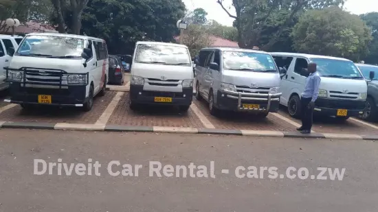 Picture of Toyota Hiace 10 seater (baby quantum)