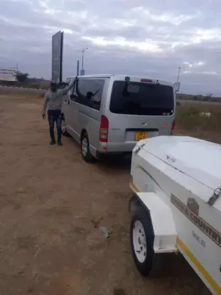 Picture of Toyota Hiace 10 seater (baby quantum)