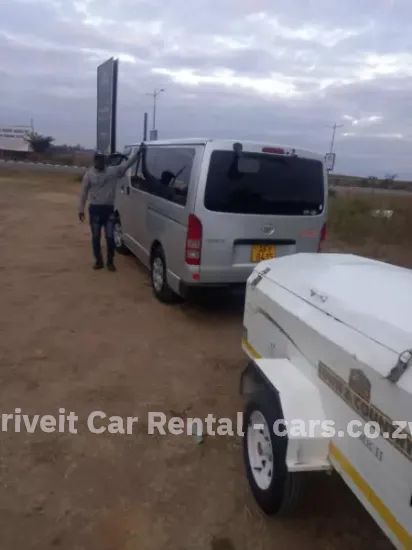 Picture of Toyota Hiace 10 seater (baby quantum)
