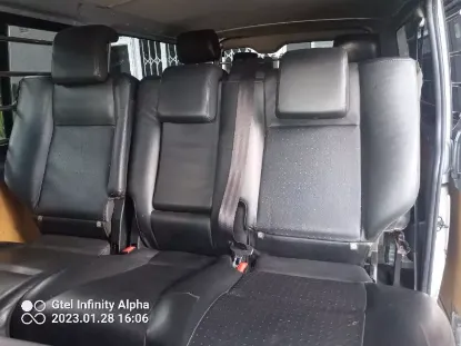 Picture of Toyota Hiace 10 seater