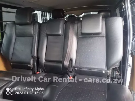 Picture of Toyota Hiace 10 seater