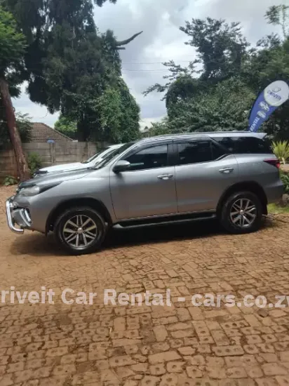 Picture of TOYOTA Fortuner GD6 7 SEATER $160