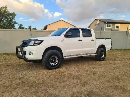 Picture of Toyota Hilux 2013