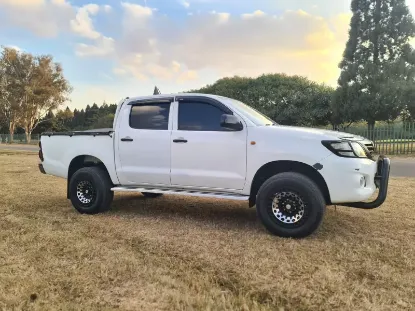 Picture of Toyota Hilux 2013