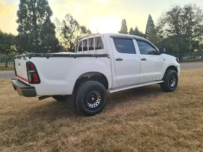 Picture of Toyota Hilux 2013