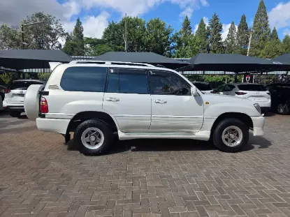 Picture of Toyota Land Cruiser 2004