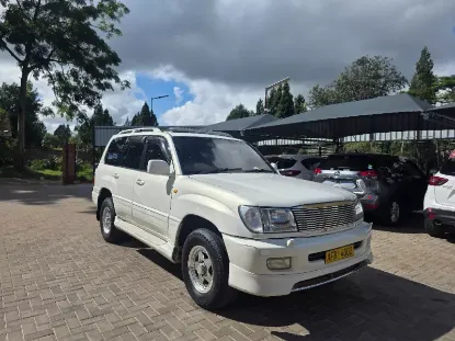 Picture of Toyota Land Cruiser 2004