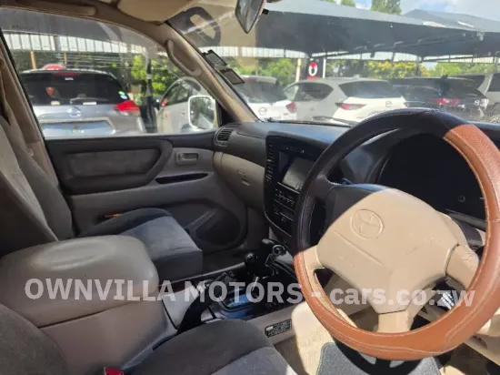 Picture of Toyota Land Cruiser 2004