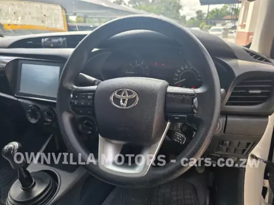 Picture of Toyota Hilux 2023